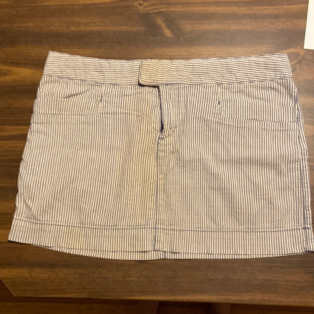 Retro American Eagle blue/white pinstripe skirt front and back pockets size 10
